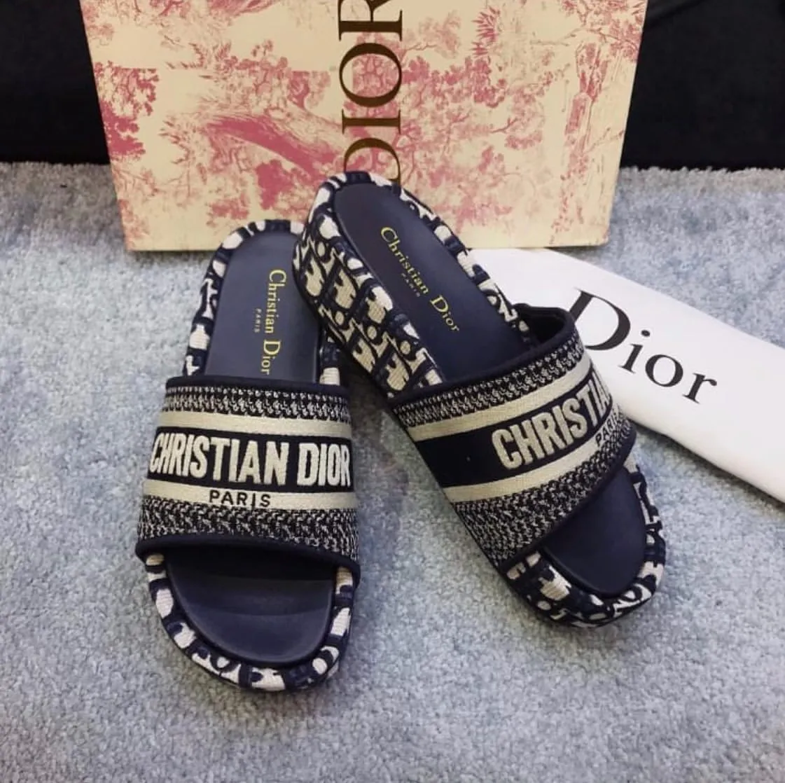 Luxury Sandals - DOR - 6245